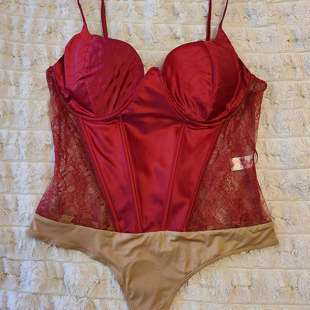 JLUXLABEL Red and Tan Lace Bodysuit